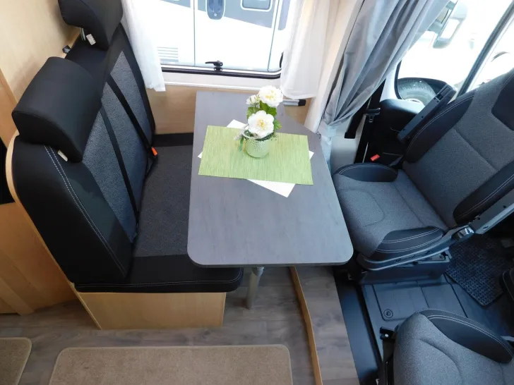 Fahrzeugbild Sunlight V 60 830Kg Zuladung !!! #13