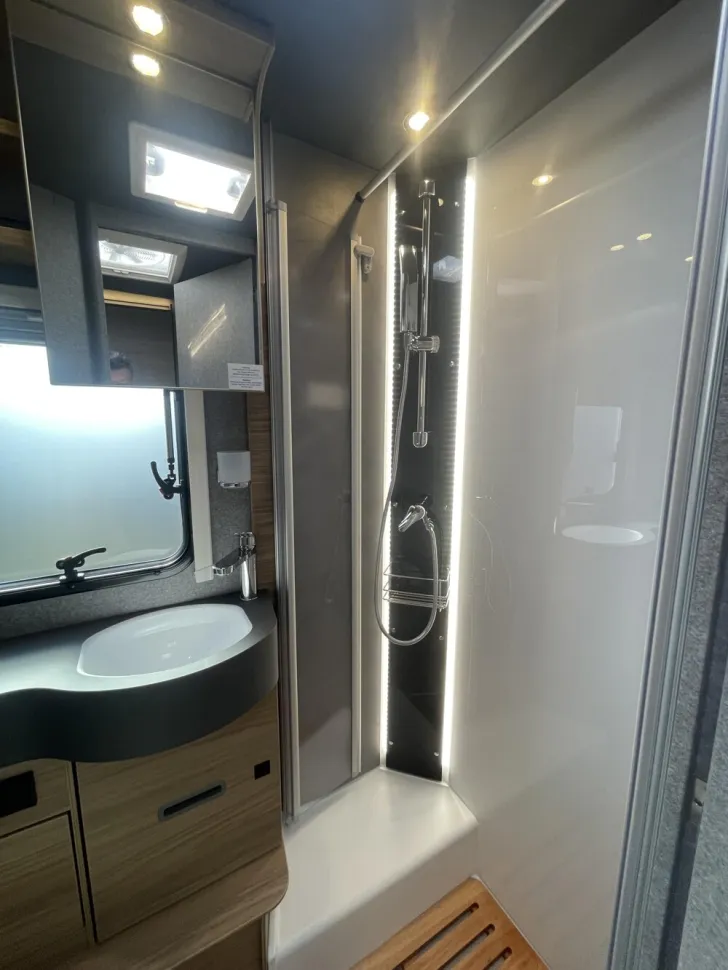 Fahrzeugbild Dethleffs Trend T 6817 EB #26