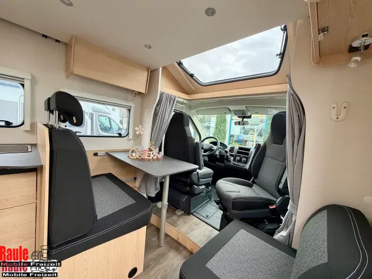 Fahrzeugbild Sunlight TS 67 #3