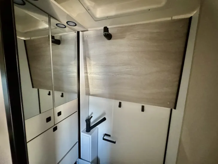 Fahrzeugbild Bürstner Habiton HMX 6.0 #7