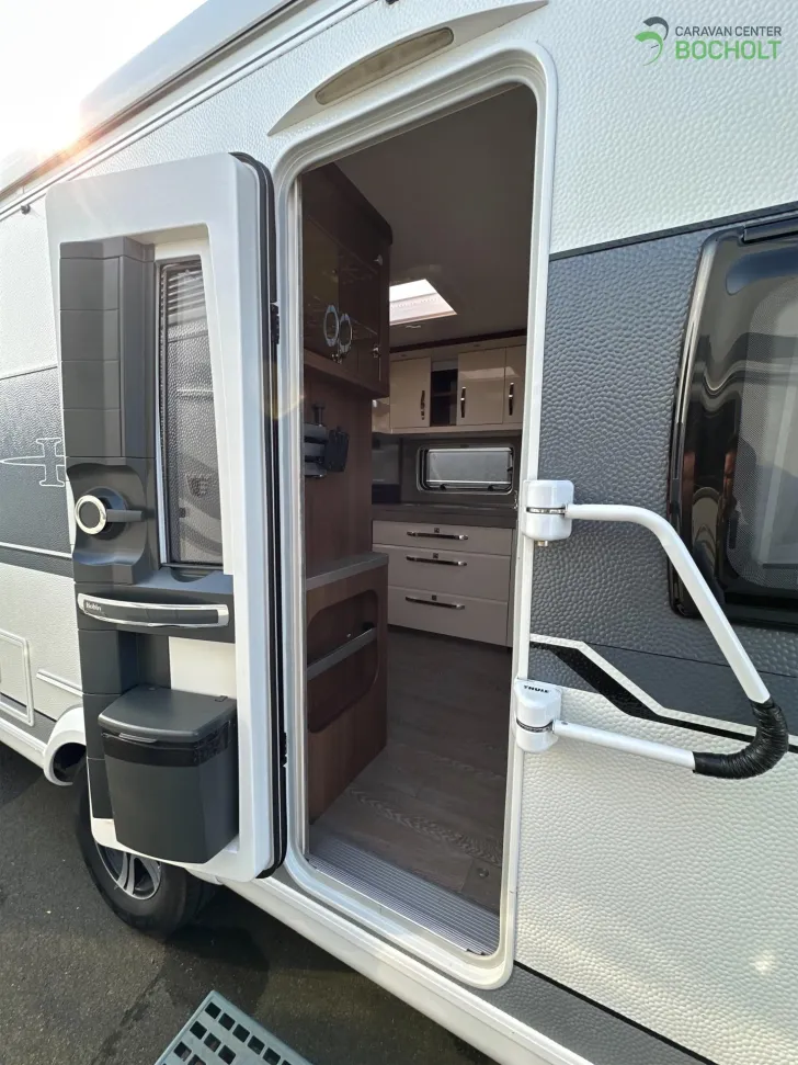 Fahrzeugbild Hobby Prestige 560 LU 2000 kg / Mover / Markise #7