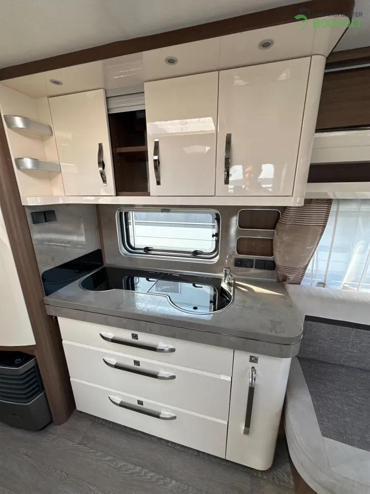 Fahrzeugbild Hobby Prestige 560 LU 2000 kg / Mover / Markise #10