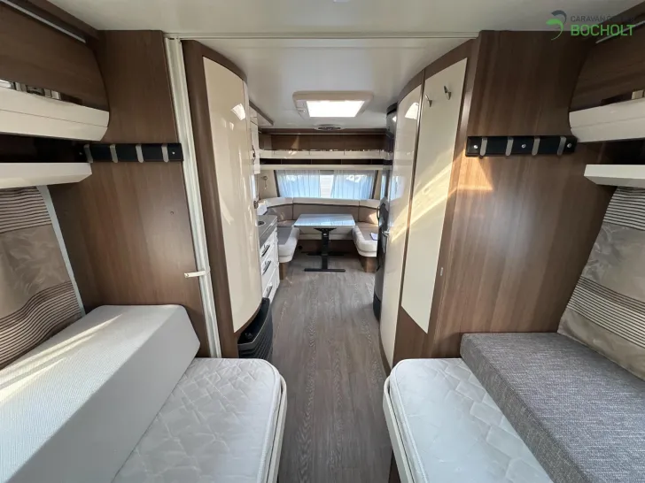 Fahrzeugbild Hobby Prestige 560 LU 2000 kg / Mover / Markise #16