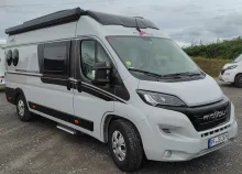 Schräg Vorne Malibu Van Diversity 640 LE K Aufstelldach 180 PS 2130-183