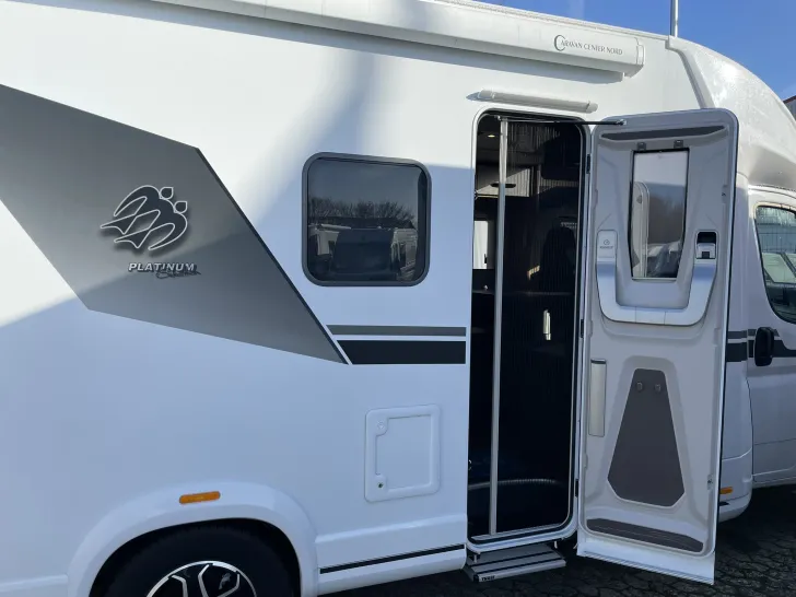 Fahrzeugbild Knaus L!VE WAVE 700 MEG PLATINUM SEL. MJ2026 #8