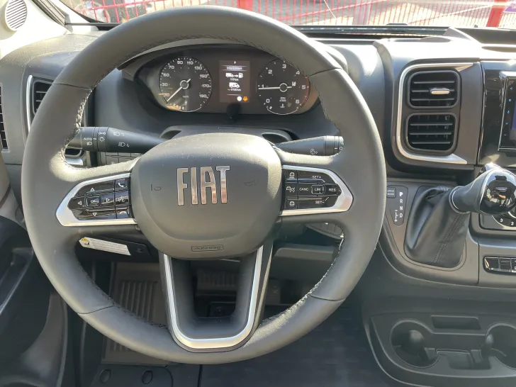 Fahrzeugbild Knaus L!VE WAVE 700 MEG PLATINUM SEL. MJ2026 #10