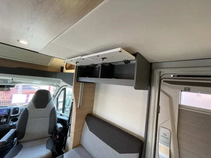 Fahrzeugbild Knaus L!VE WAVE 700 MEG PLATINUM SEL. MJ2026 #40