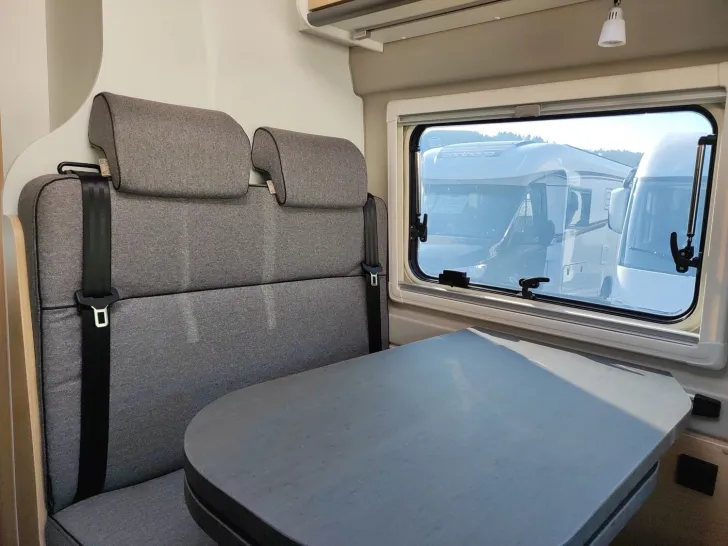 Fahrzeugbild Sunlight Cliff 600 IC-LINE Entry #12