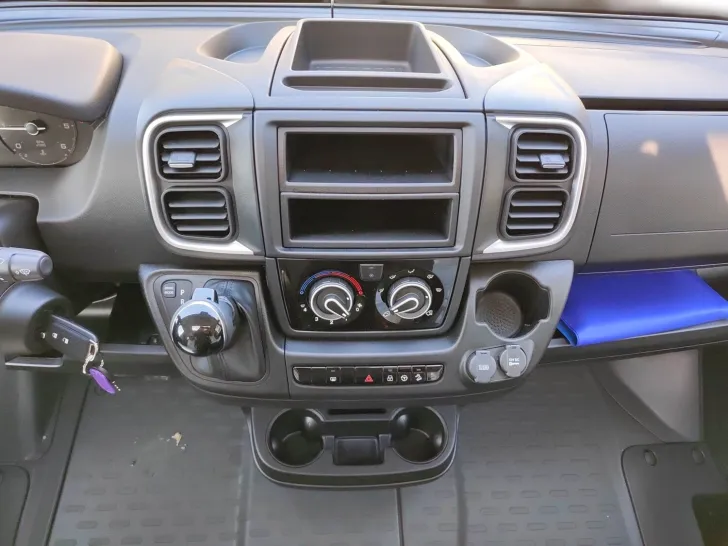 Fahrzeugbild Sunlight Adventure V 67S !!! Sie sparen 6.942,- !!! #9