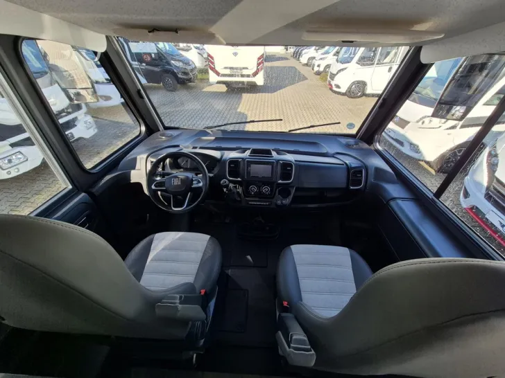 Fahrzeugbild Sunlight I 67S Adventure Edition #7