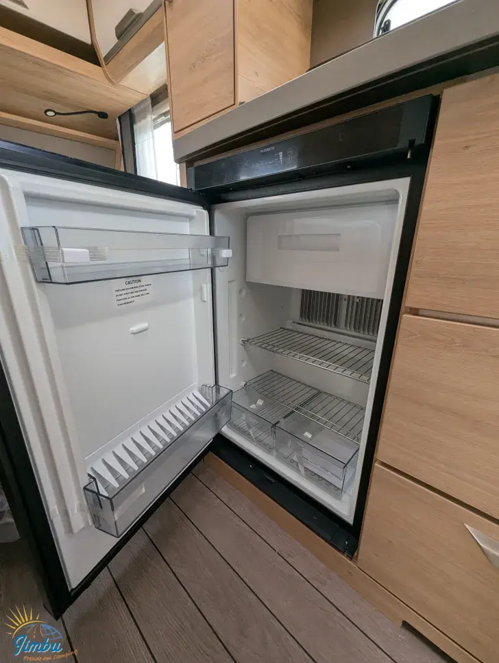 Fahrzeugbild Knaus Südwind 460 EU Black Selection 1.700 kg - 4059 #13