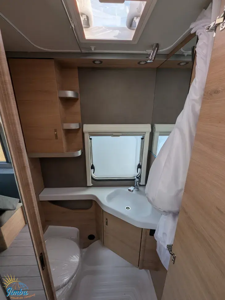 Fahrzeugbild Knaus Südwind 460 EU Black Selection 1.700 kg - 4059 #15