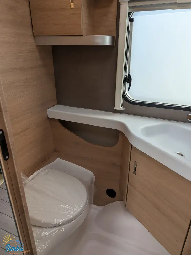 Fahrzeugbild Knaus Südwind 460 EU Black Selection 1.700 kg - 4059 #16