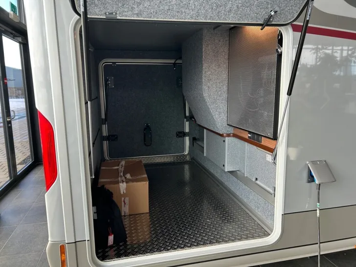 Fahrzeugbild Carthago chic s-plus I 61 XL LE #19
