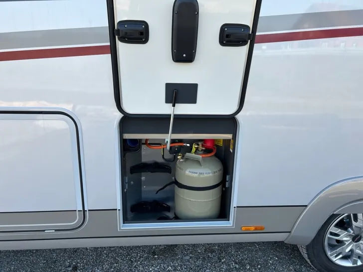 Fahrzeugbild Carthago chic s-plus I 50 LE #24