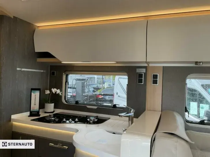 Fahrzeugbild Hymer BML 880-I / Autarkie / Solar / Hubstützen / Luft #9