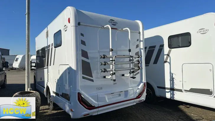 Schräg Hinten Carado T 328 Automatik + SAT und TV