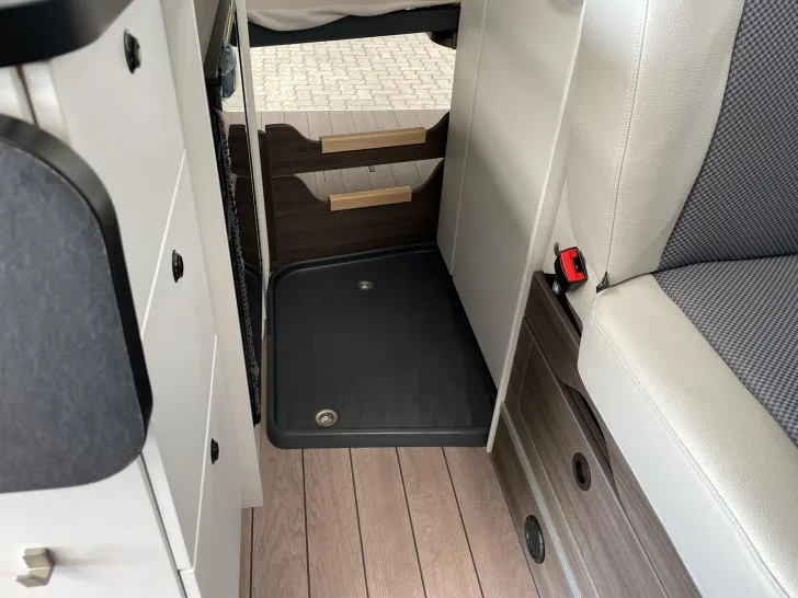 Fahrzeugbild VanTourer 540 D #30