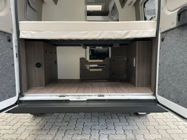 Fahrzeugbild VanTourer 540 D #32