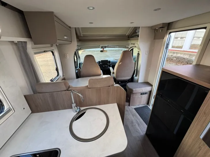 Fahrzeugbild Carado T 338 #3