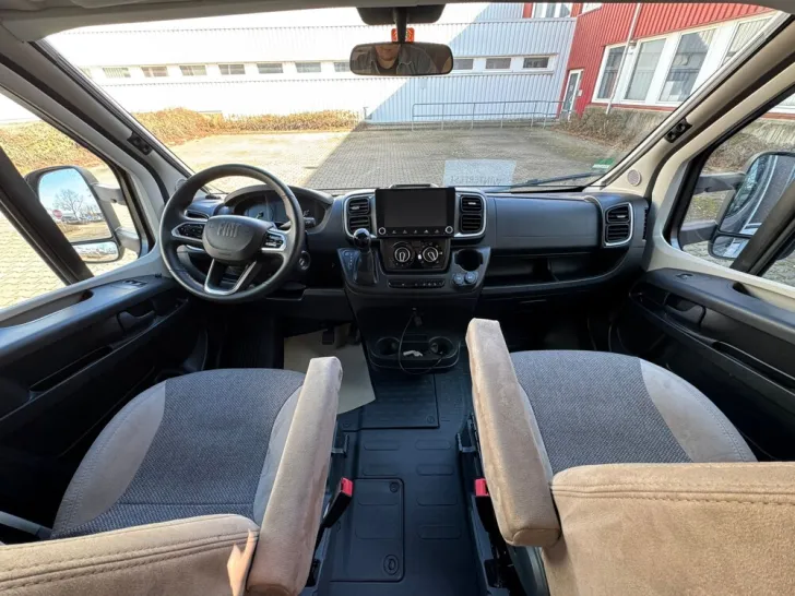 Fahrzeugbild Carado T 338 #25