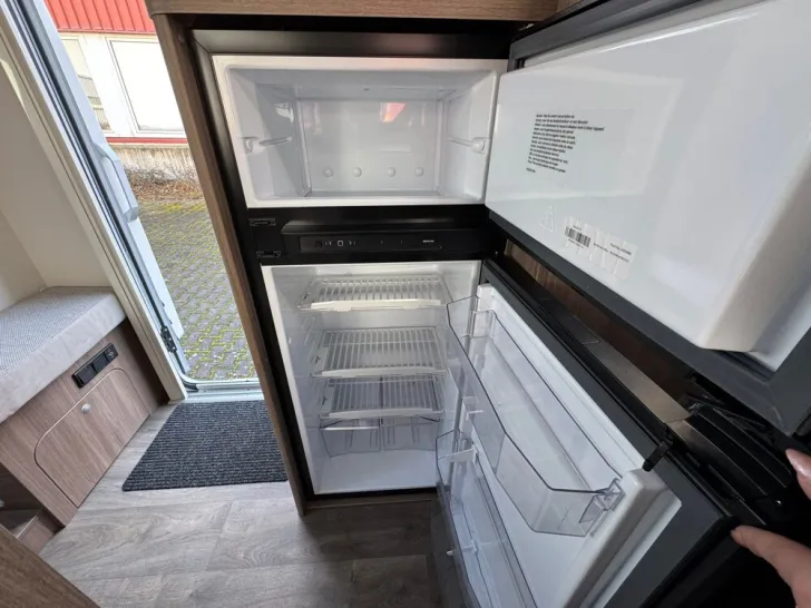 Fahrzeugbild Carado T 338 #7