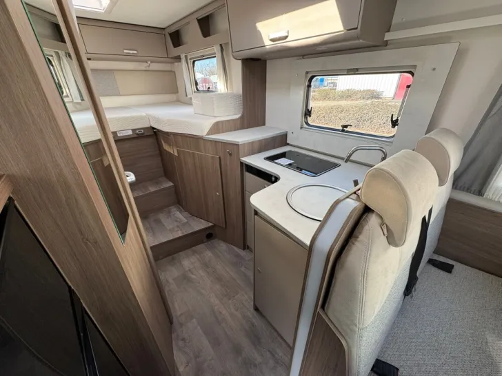 Fahrzeugbild Carado T 338 #9