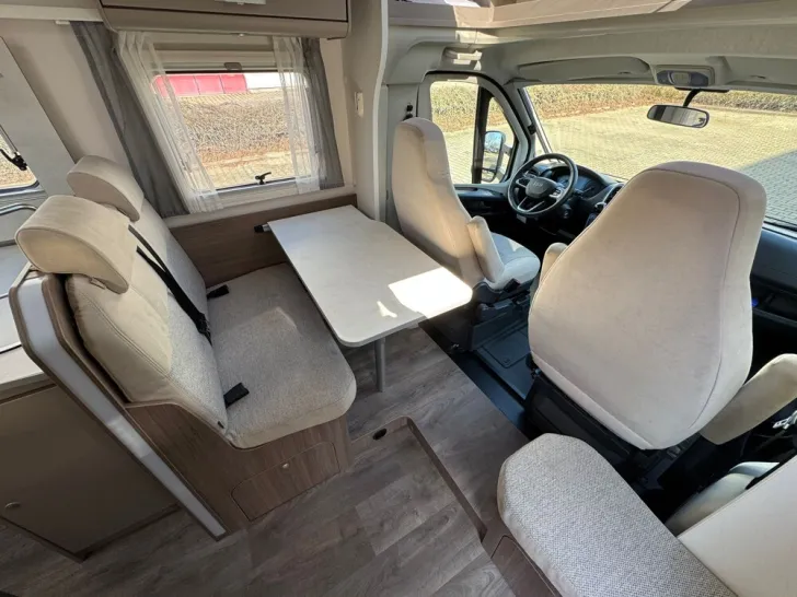 Fahrzeugbild Carado T 338 #10