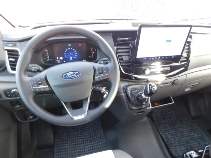 Fahrzeugbild Sunlight Cliff 4x4 590 75-Jahre-Edition #10