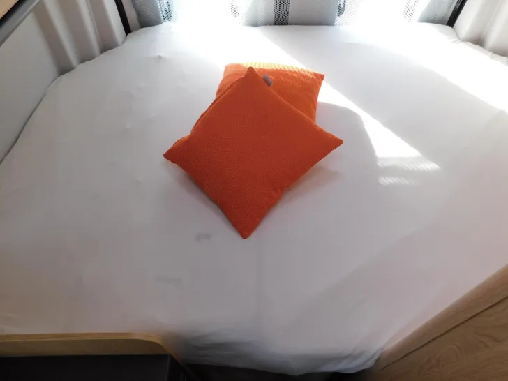 Fahrzeugbild Sunlight Cliff 4x4 590 75-Jahre-Edition #19