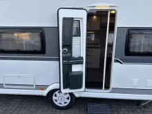 Fahrzeugbild Hobby De Luxe 495 WFB Mover; elektr. Stützen; Heckbad #7