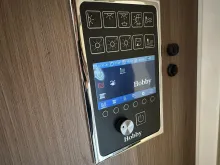 Fahrzeugbild Hobby De Luxe 495 WFB Mover; elektr. Stützen; Heckbad #10