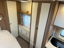 Fahrzeugbild Hobby De Luxe 495 WFB Mover; elektr. Stützen; Heckbad #15