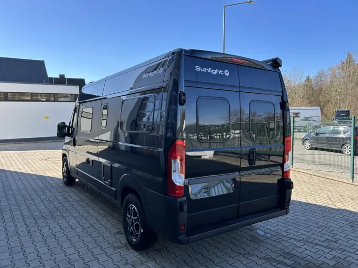 Fahrzeugbild Sunlight Cliff X 600 #3