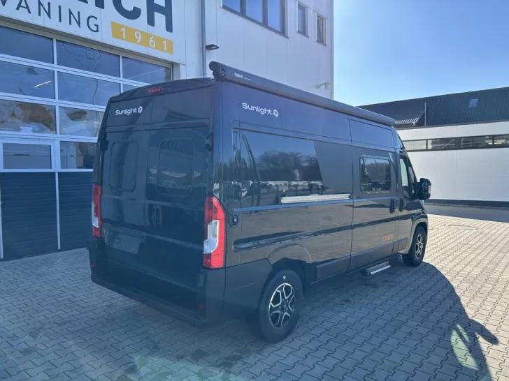 Fahrzeugbild Sunlight Cliff X 600 #4