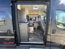 Fahrzeugbild Sunlight Cliff X 600 #6