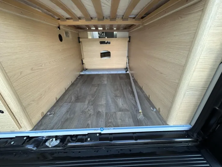 Fahrzeugbild Sunlight Cliff X 600 #22