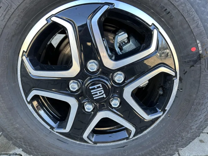 Fahrzeugbild Sunlight Cliff X 600 #24