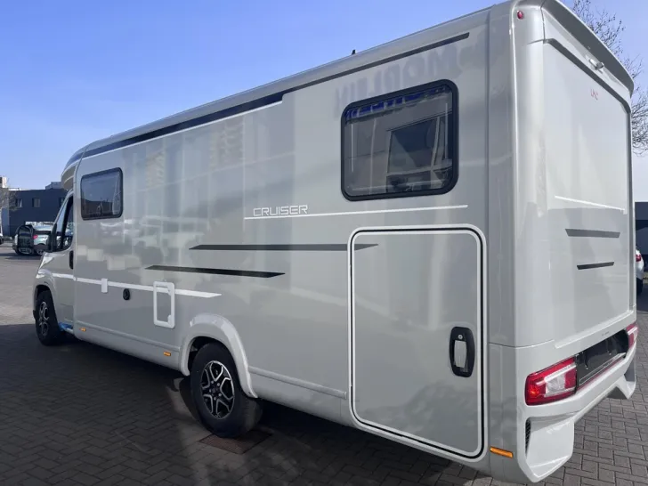 Fahrzeugbild LMC Cruiser 740 EL #2