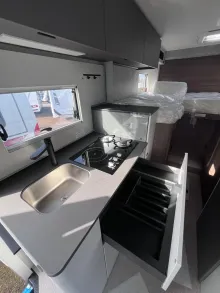 Fahrzeugbild LMC Cruiser 740 EL #6