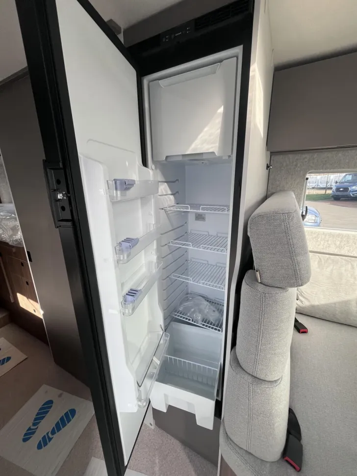 Fahrzeugbild LMC Cruiser 740 EL #7