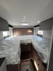 Fahrzeugbild LMC Cruiser 740 EL #11