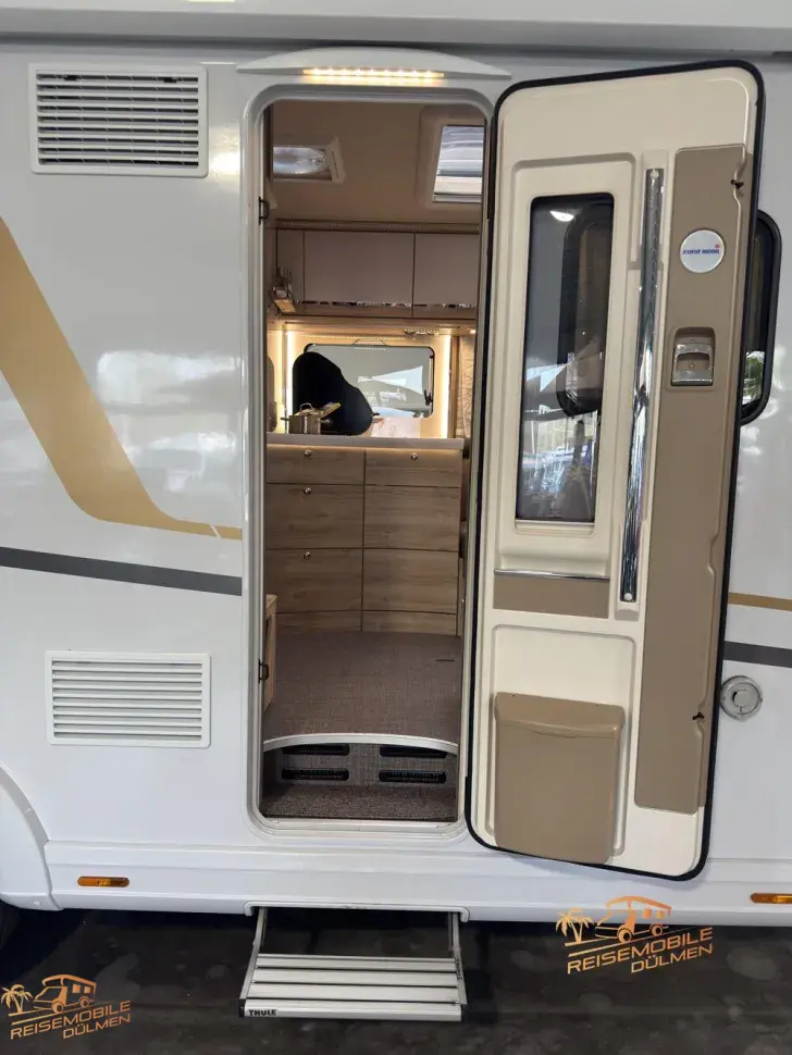 Fahrzeugbild Eura Mobil Profila T 726 EF #10