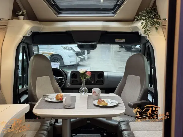 Fahrzeugbild Eura Mobil Profila T 726 EF #11