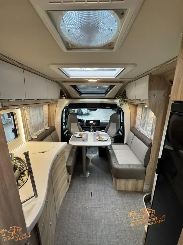 Fahrzeugbild Eura Mobil Profila T 726 EF #12