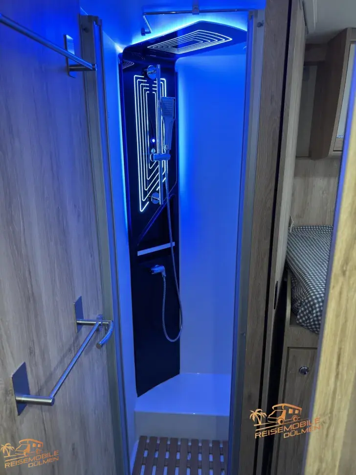 Fahrzeugbild Eura Mobil Profila T 726 EF #24