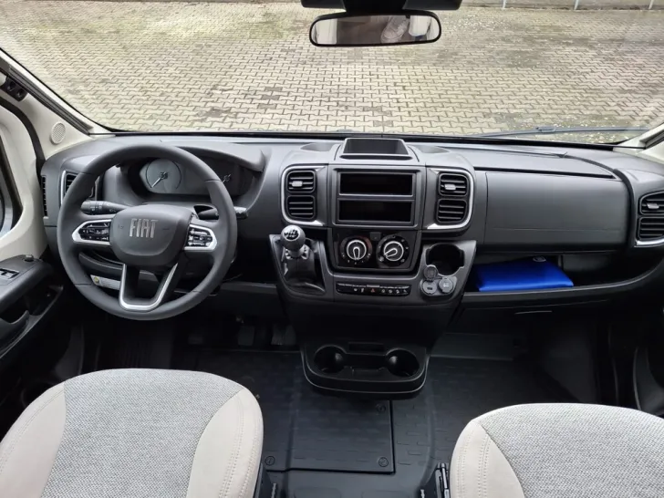 Fahrzeugbild Carado T 328 #22