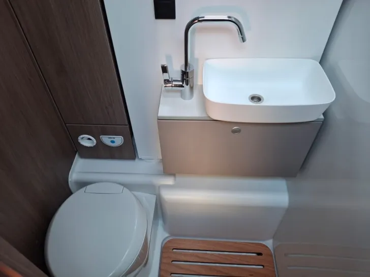 Fahrzeugbild Carado T 328 #19