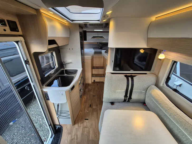 Fahrzeugbild Hymer B-Klasse MC T 580 Autark-XL,Solar,Dachklima,GFK #17