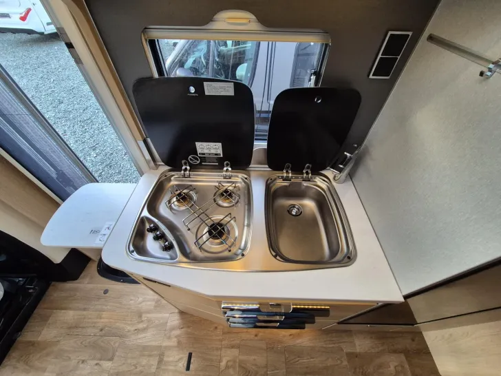 Fahrzeugbild Hymer B-Klasse MC T 580 Autark-XL,Solar,Dachklima,GFK #18